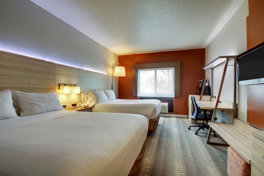 holiday inn express milwaukee north brown deer mequon by ihg