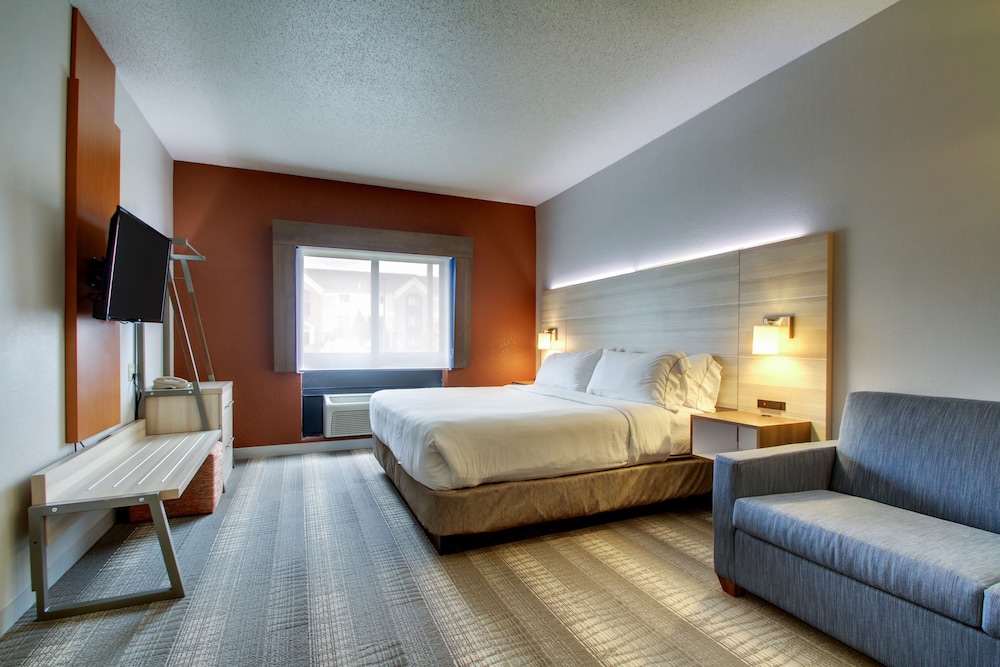 holiday inn express milwaukee north brown deer mequon by ihg