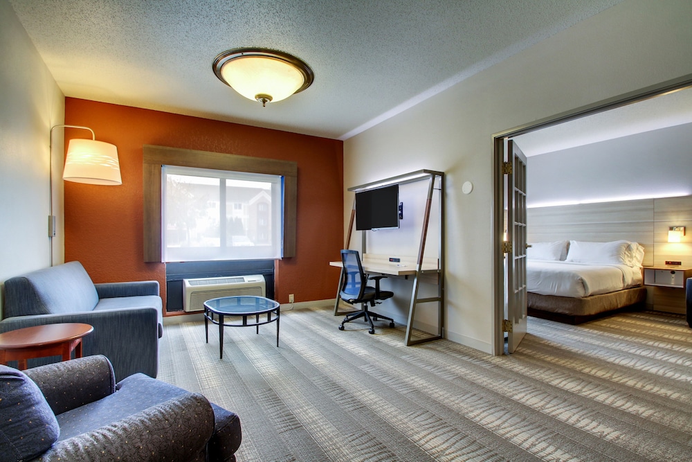 holiday inn express milwaukee north brown deer mequon by ihg