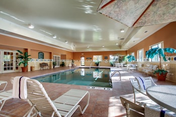 Holiday Inn Express Milwaukee North Brown Deer/Mequon By Ihg,Brown Deer>>Brookfield,3 star