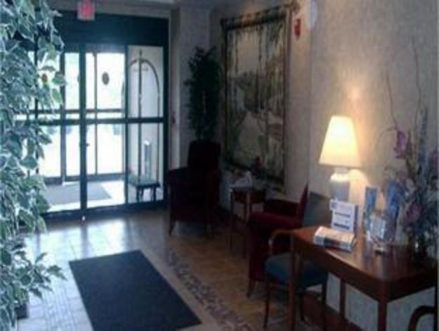 holiday inn express and suites new berlin by ihg