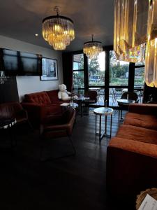 Hotel Acadie Eragny Sur Oise,Cergy-Pontoise>>Ableiges,3 star