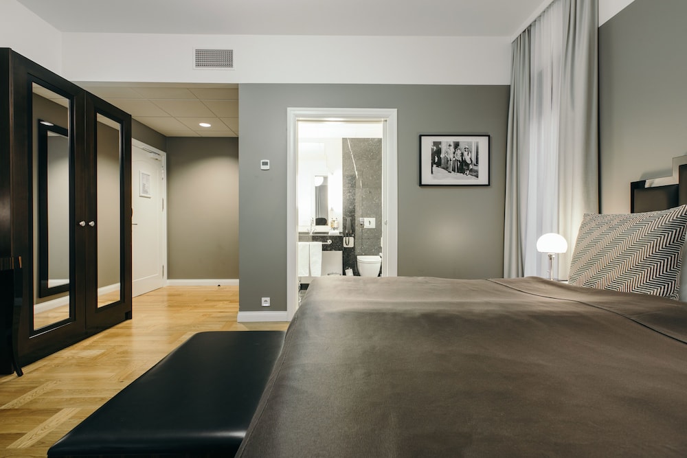 Hotel Borg By Keahotels,Seltjarnarnes>>Reykjavik,4 star