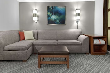 hyatt place louisville east