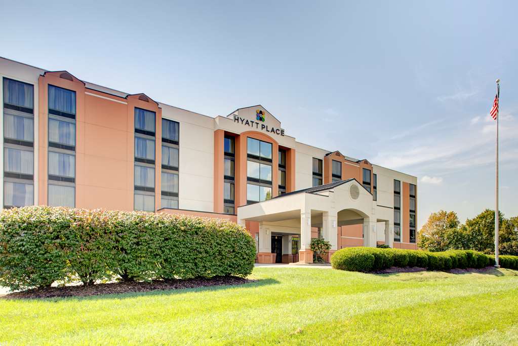 hyatt place louisville east