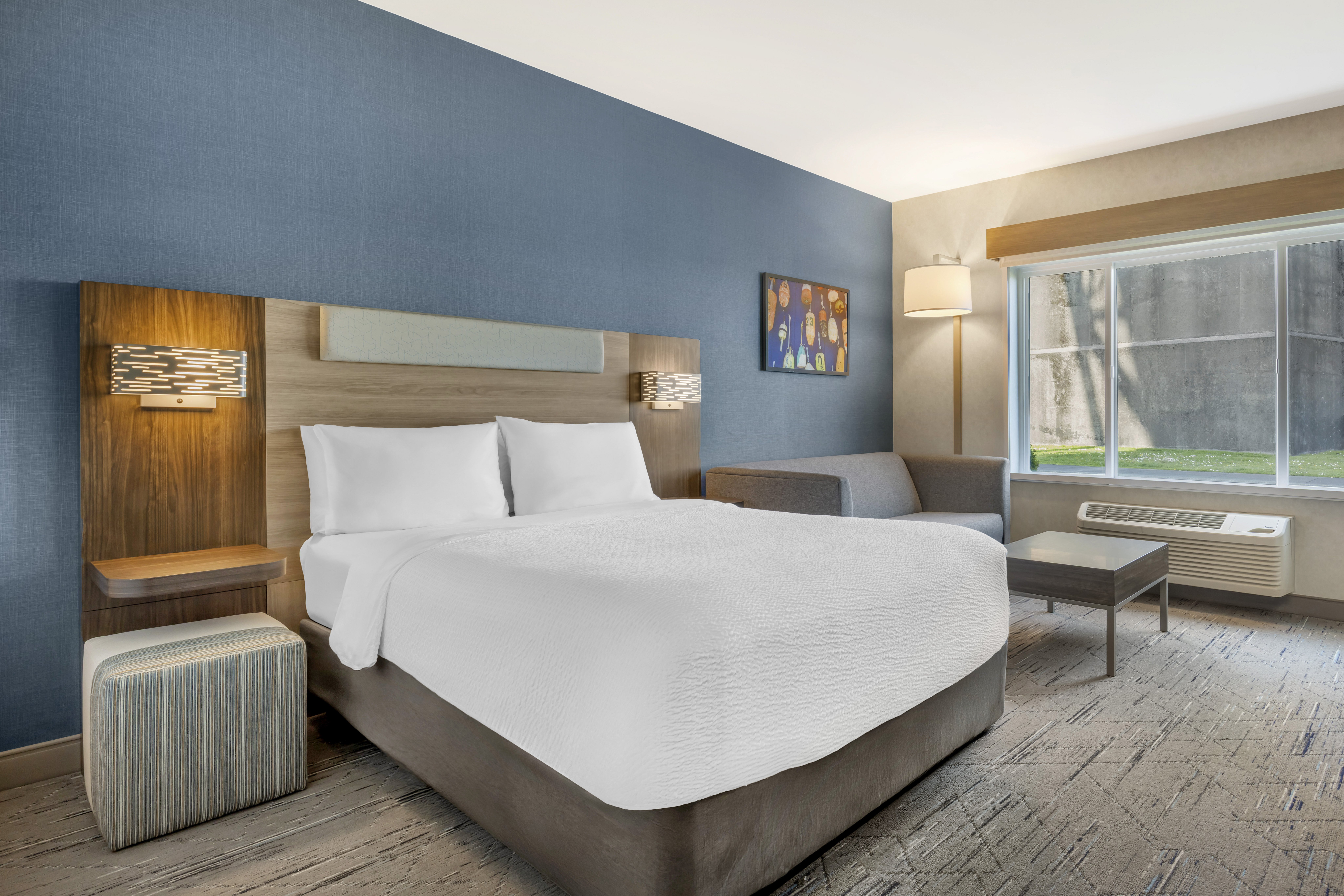 holiday inn express and suites astoria by ihg
