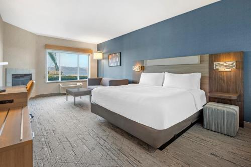 holiday inn express and suites astoria by ihg
