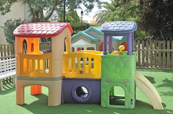 pestana palm gardens