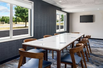 Fairfield Inn & Suites Harrisburg Hershey,Dauphin County>>Dauphin,3 star