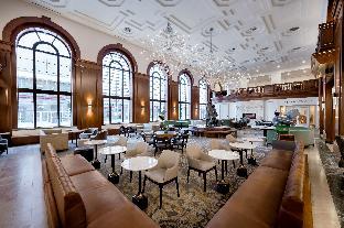 hotel fort des moines curio collection by hilton