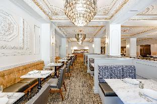 hotel fort des moines curio collection by hilton