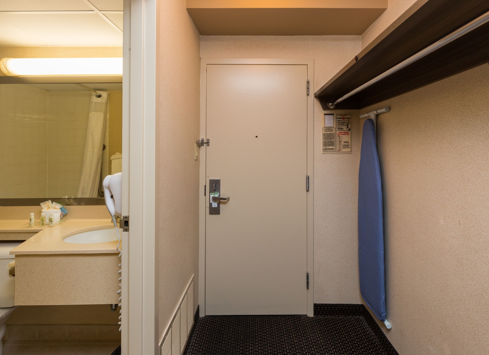 holiday inn downtown mercy area by ihg