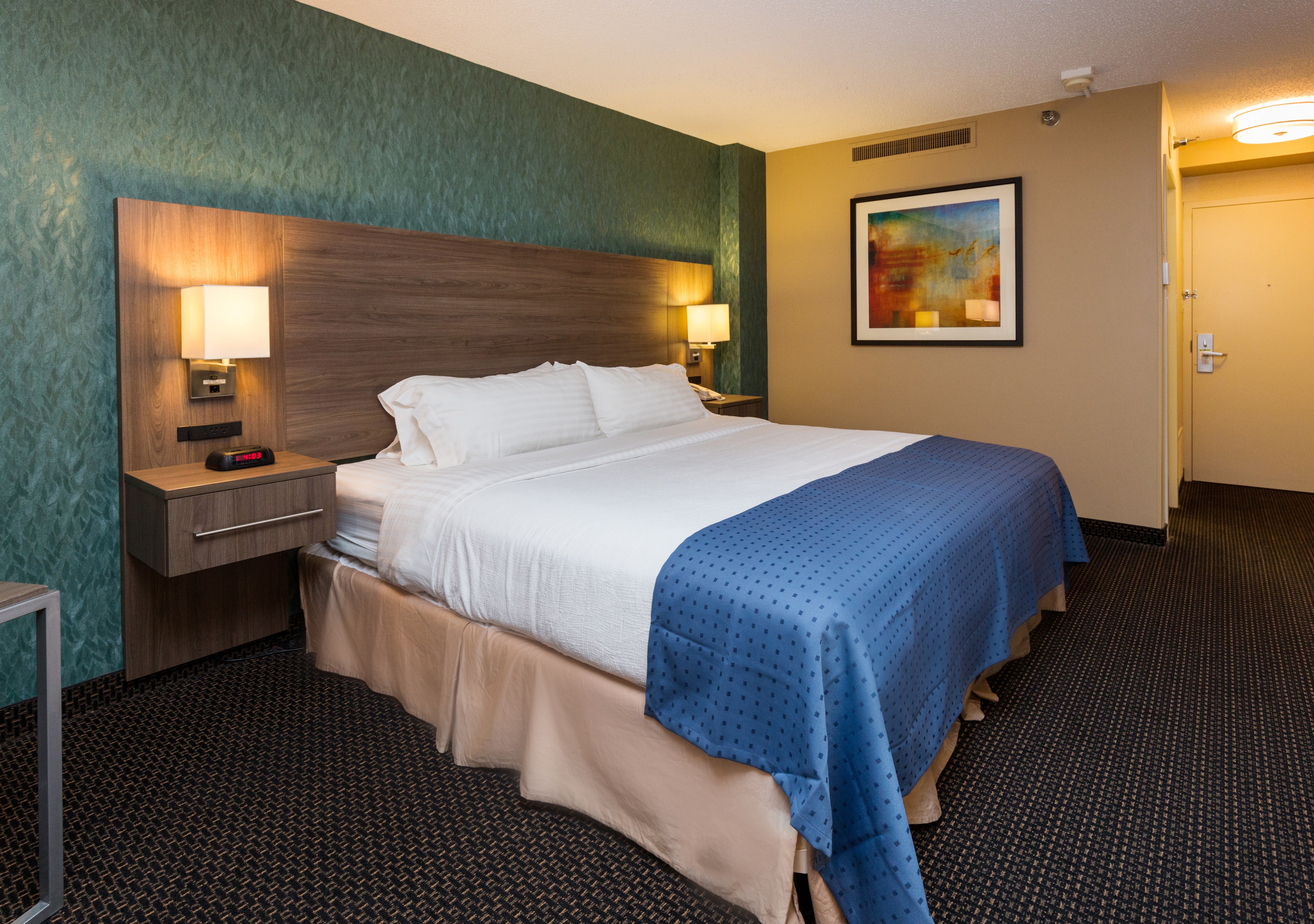 holiday inn downtown mercy area by ihg