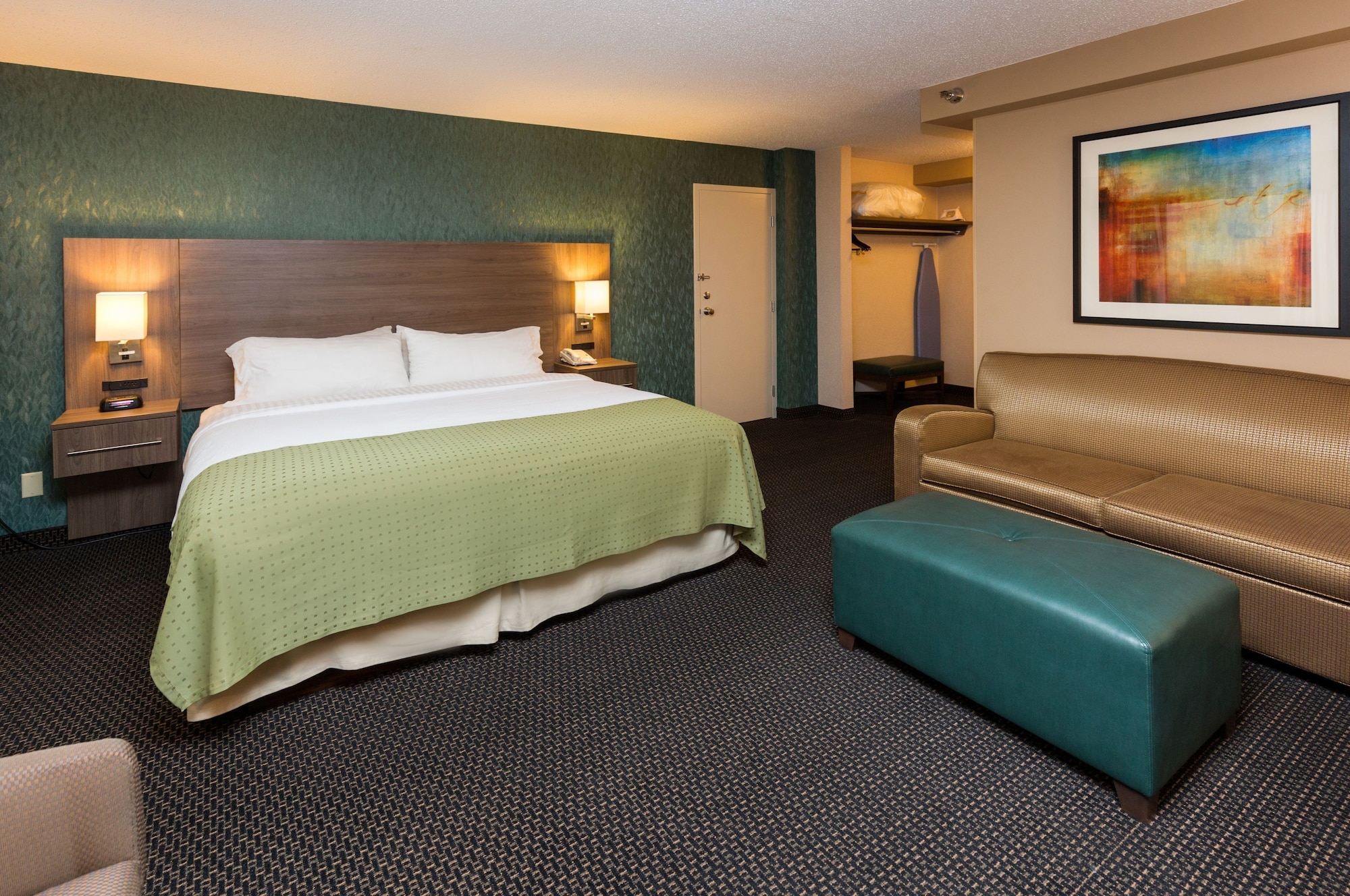 holiday inn downtown mercy area by ihg