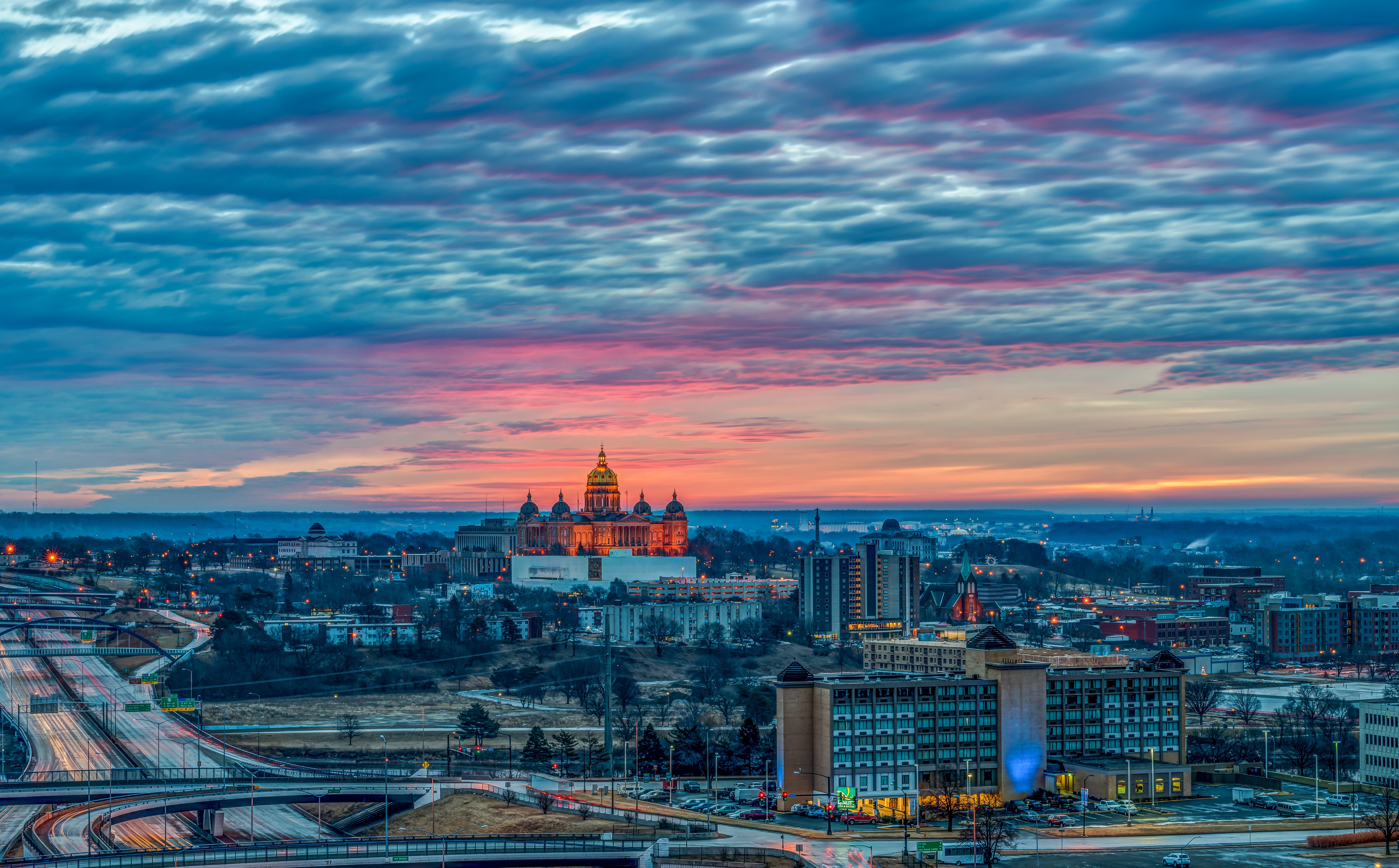 holiday inn downtown mercy area by ihg
