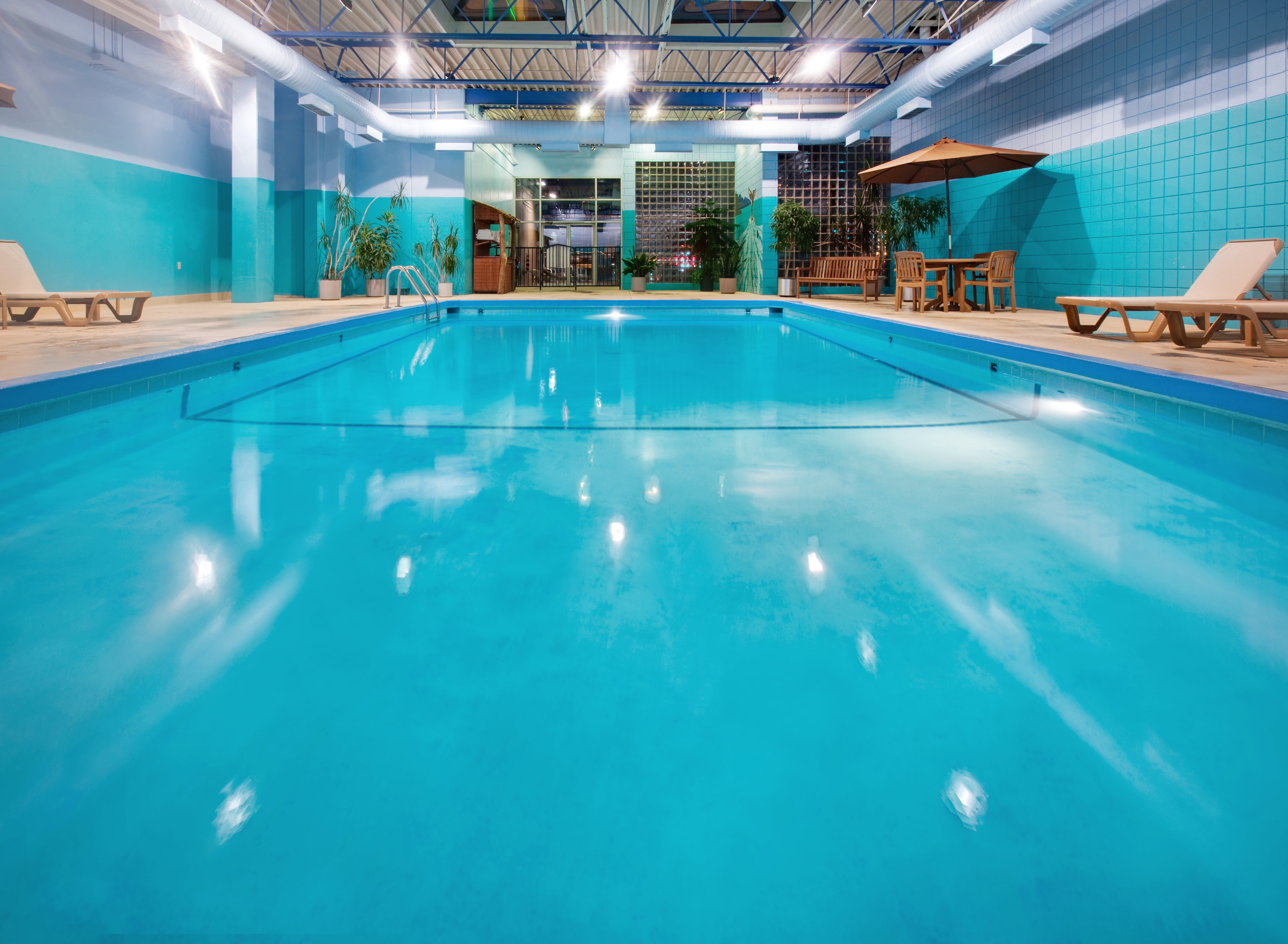 holiday inn downtown mercy area by ihg