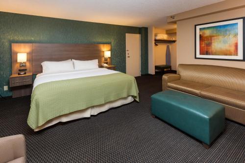 holiday inn downtown mercy area by ihg