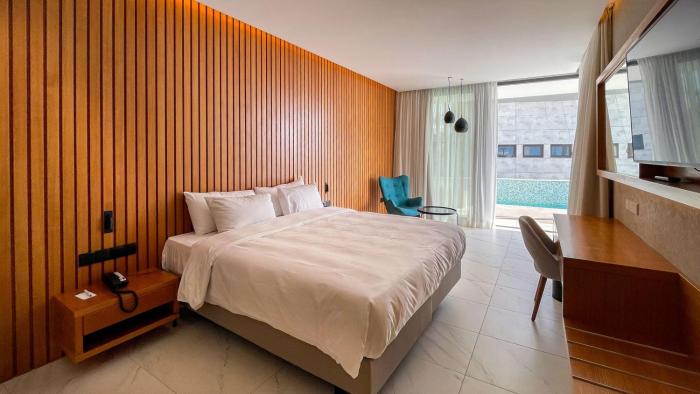 radisson beach resort larnaca