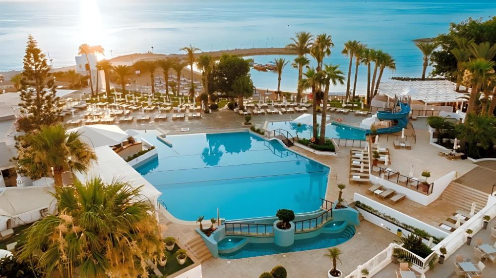 the golden coast beach hotel