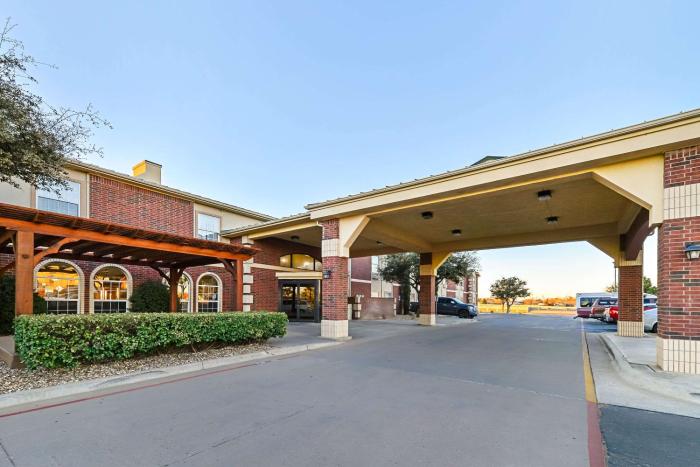 quality inn and suites