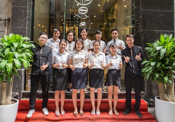 splendid holiday hotel