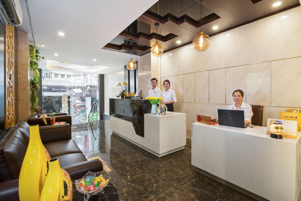 splendid holiday hotel