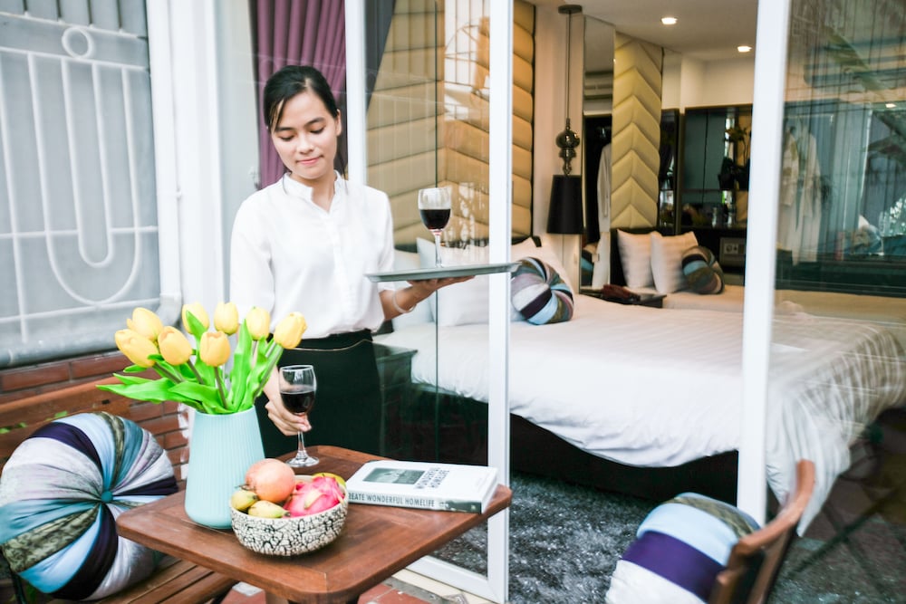 splendid holiday hotel