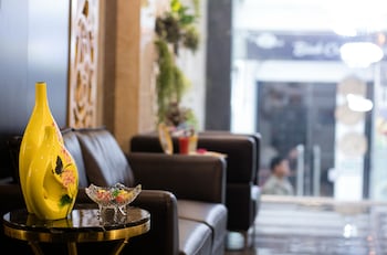 splendid holiday hotel