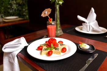 splendid holiday hotel