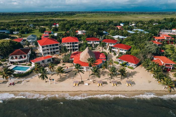 the lodge at jaguar reef