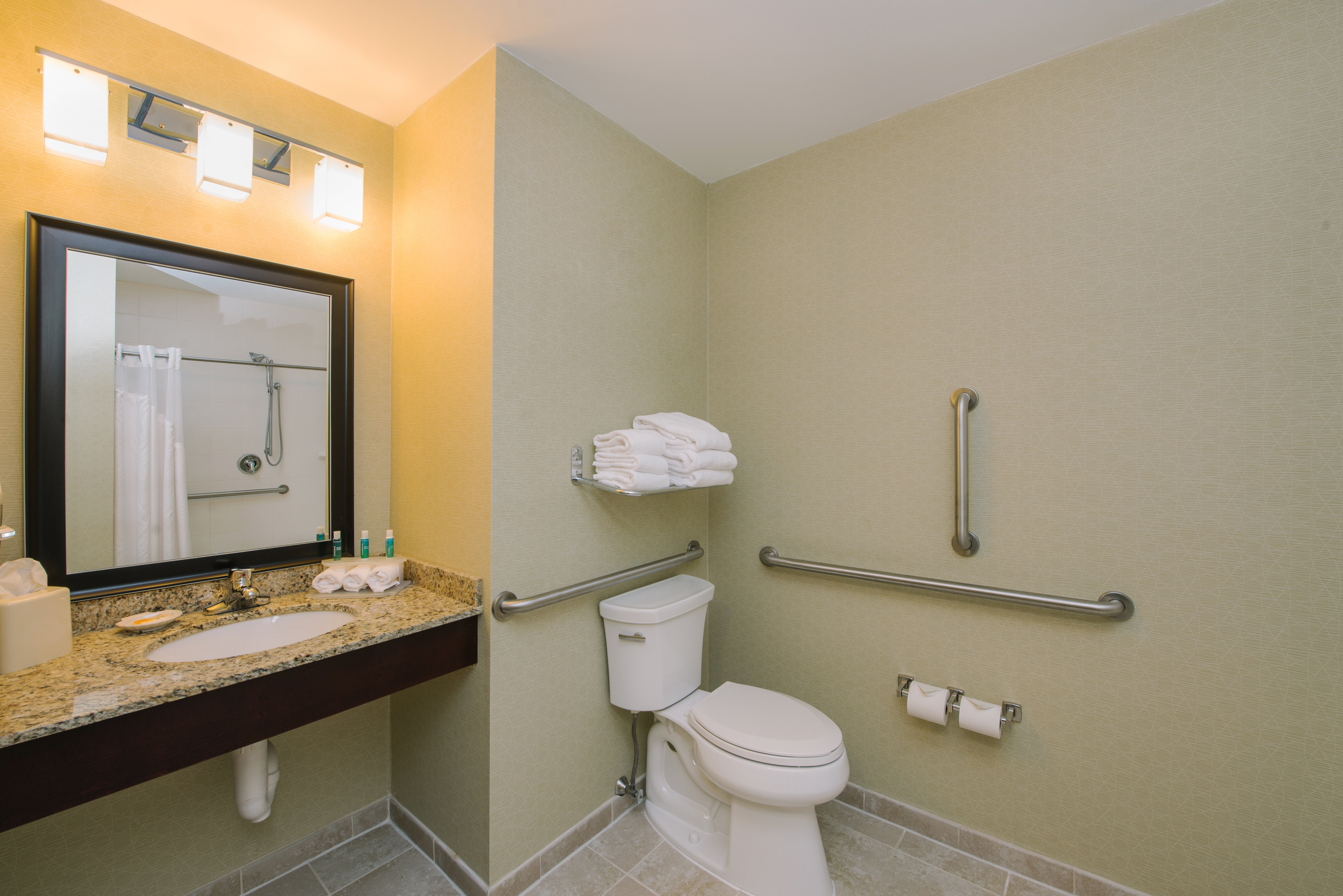holiday inn express and suites merrimack by ihg