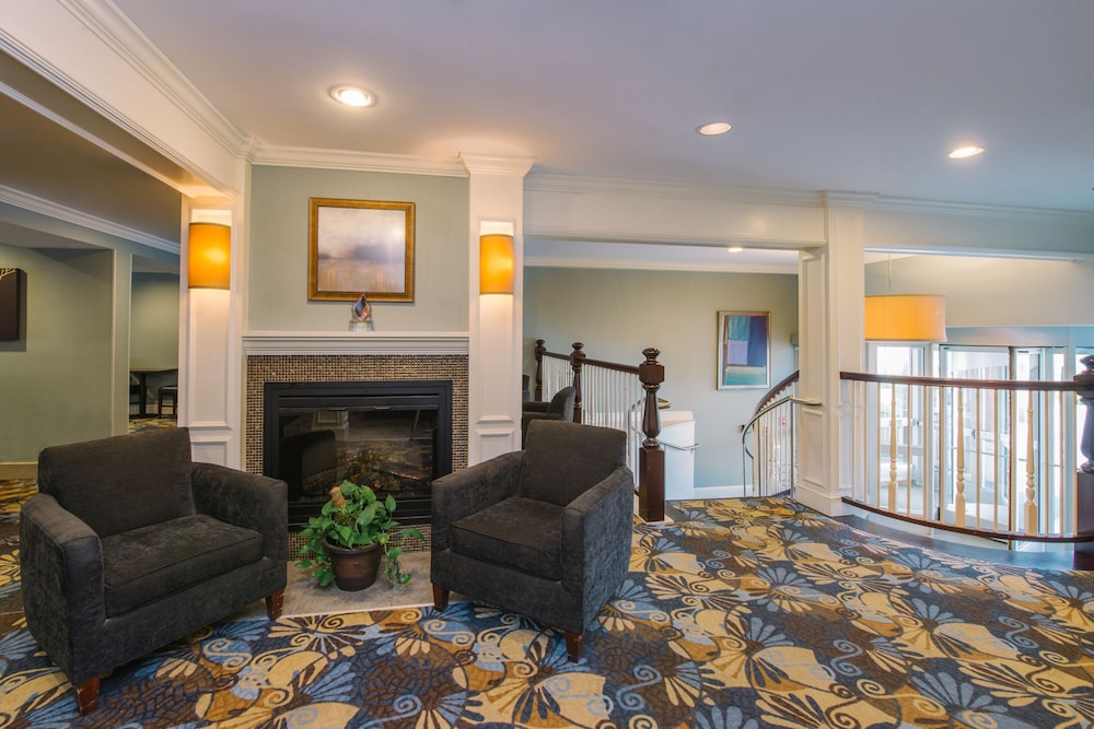 holiday inn express and suites merrimack by ihg