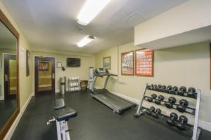 holiday inn express and suites merrimack by ihg