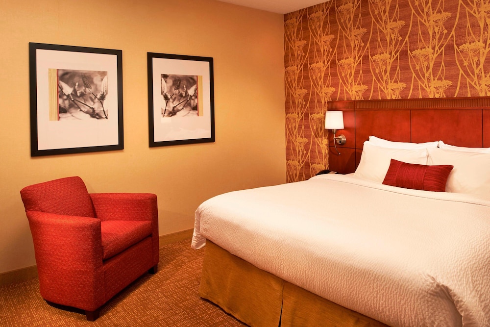 Courtyard By Marriott Toledo Airport Holland,Lucas County>>Holland,3 star