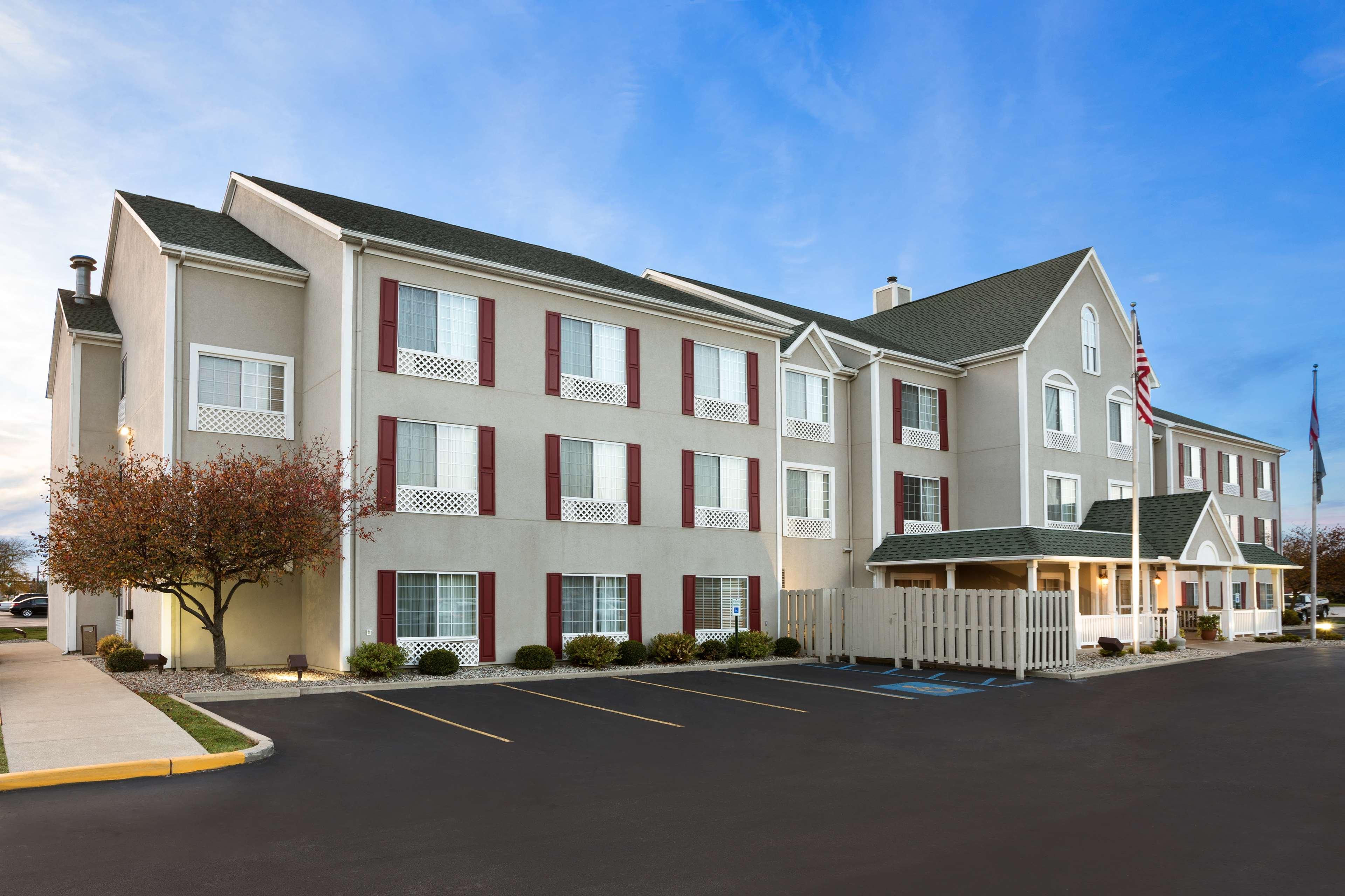 country inn and suites by radisson toledo oh