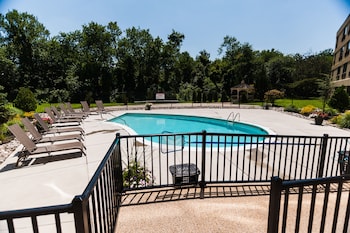 Holiday Inn Philadelphia South - Swedesboro By Ihg,Carneys Point>>Bridgeport,3 star