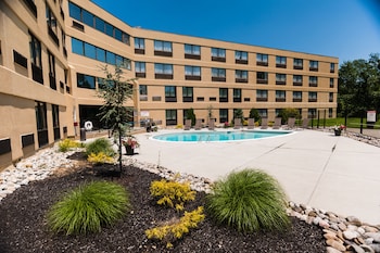 Holiday Inn Philadelphia South - Swedesboro By Ihg,Carneys Point>>Bridgeport,3 star