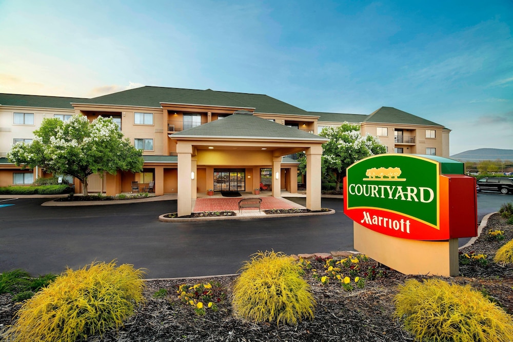 courtyard by marriott state college