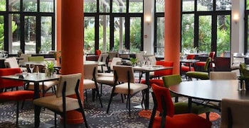 hotel oceania nantes aeroport