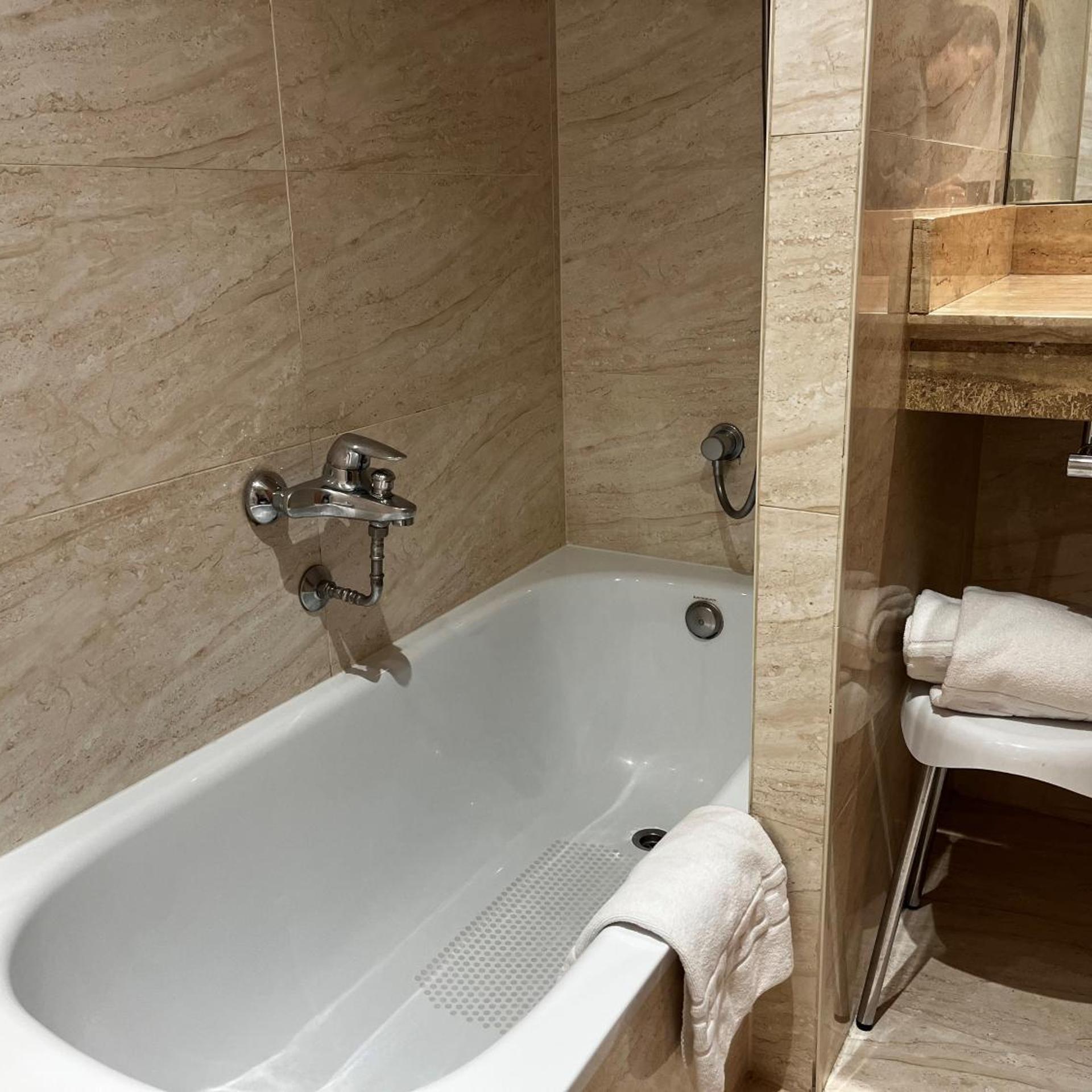 holiday inn express logrono rioja by ihg