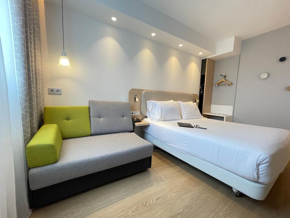 holiday inn express logrono rioja by ihg