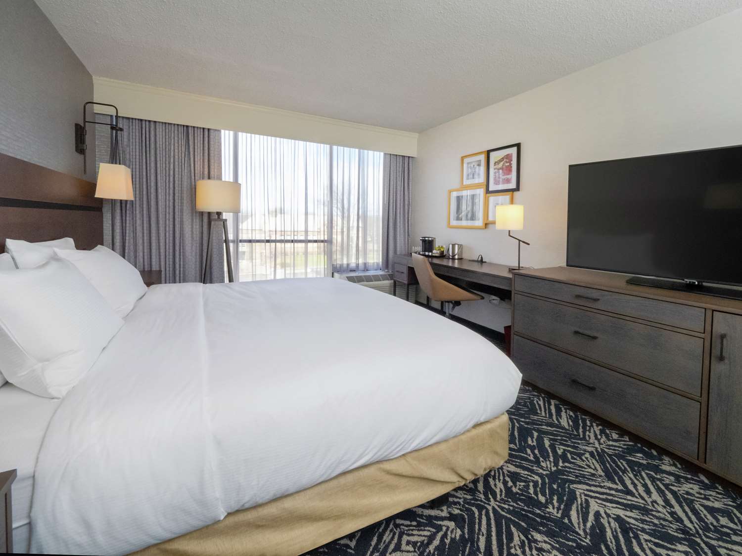doubletree by hilton jamestown