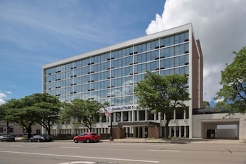 doubletree by hilton jamestown