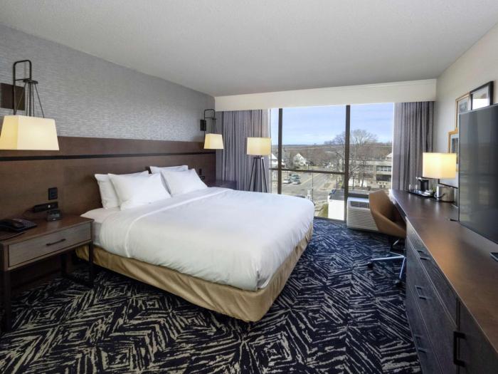 doubletree by hilton jamestown