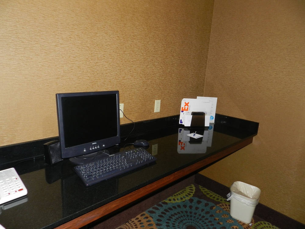 holiday inn express anderson by ihg