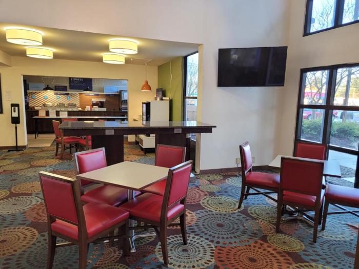 holiday inn express anderson by ihg