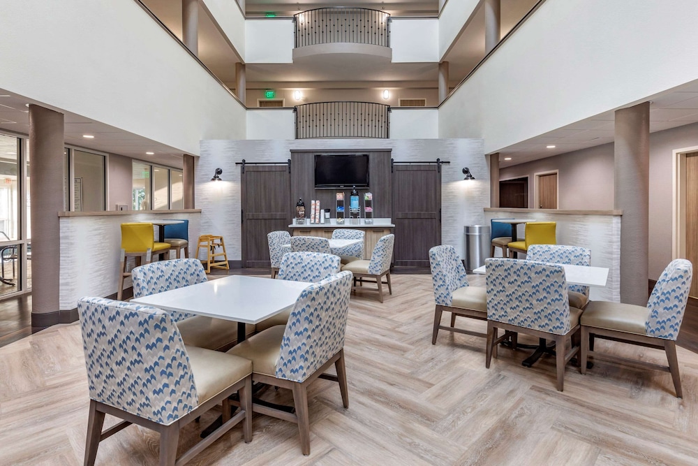 comfort suites anderson clemson