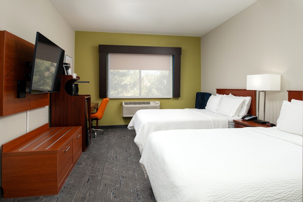 holiday inn express farmington bloomfield by ihg