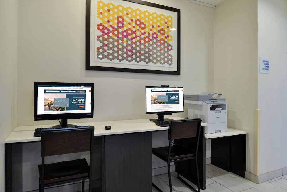 holiday inn express farmington bloomfield by ihg