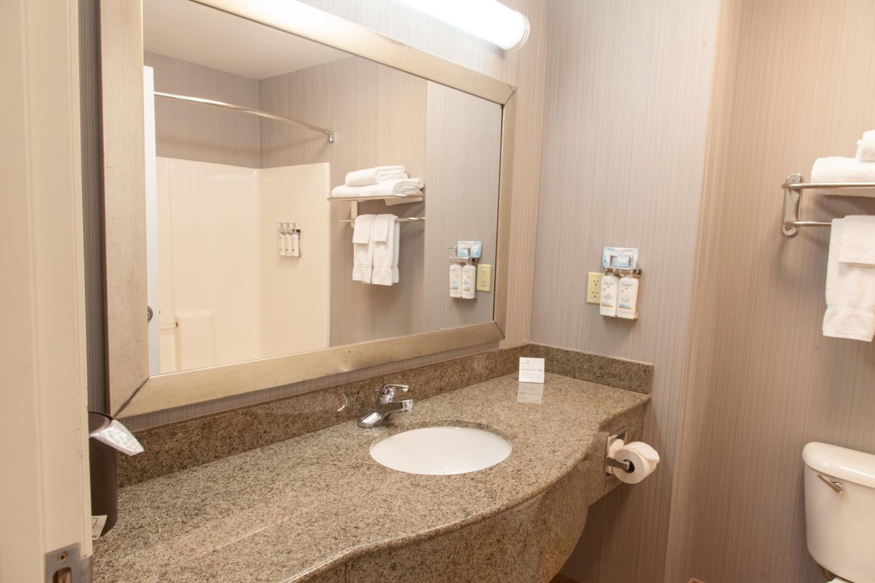 holiday inn express and suites jackson by ihg